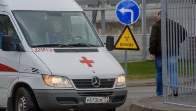 Александр Щеголев - Денис Гусев - СМИ сообщили о сокращении зарплат врачам Боткинской больницы - dp.ru