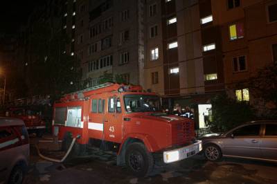 В Киеве на Троещине горела многоэтажка, есть жертва - vkcyprus.com - Украина - Киев