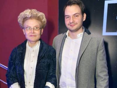 Елена Малышева - «На хорошей девочке»: младший сын Елены Малышевой женился в США - skuke.net - США - Нью-Йорк
