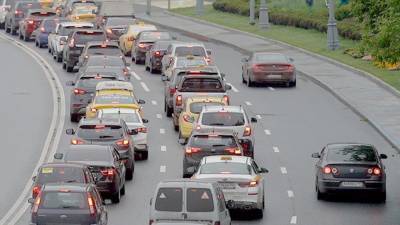 Максим Ликсутов - В Москве задумались о вводе системы мониторинга вредных выбросов и уровня шума - iz.ru - Москва - Лондон - Париж