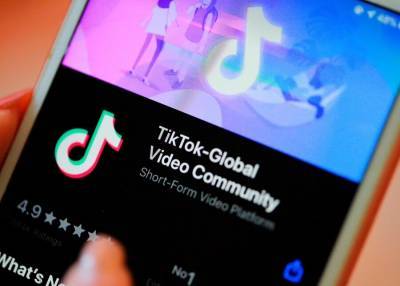 Дональд Трамп - В США ввели запрет на скачивание TikTok и WeChat - m24.ru - Китай - США