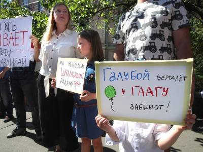 Главы дипмиссий стран ЕС в Беларуси будут носить список политзеков на все встречи - sobesednik.ru - Белоруссия - Минск
