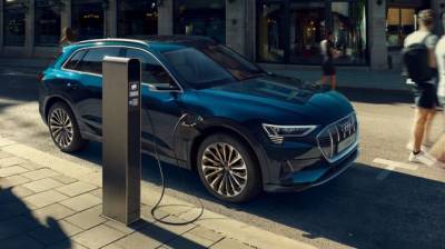 Рынок новых электрокаров в августе вырос на 62%. Причина – Audi e-tron - autostat.ru - Россия