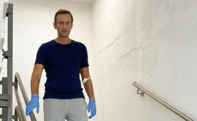 Алексей Навальный - Блогер - Навальный написал в сети, как проходит его восстановление в немецкой клинике - argumenti.ru - Москва - Берлин - Томск