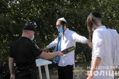 В Умани во время празднования Рош га-Шана правоохранители составили семь админпротоколов - vkcyprus.com - Украина - Израиль