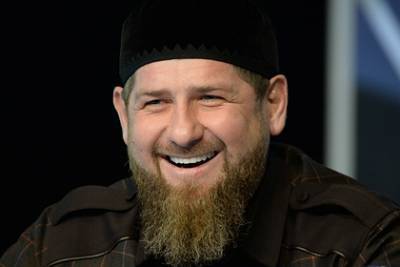Рамзан Кадыров - Ахмед Дудаев - Кадыров пообещал жестоко и беспощадно «бить» оппонентов с Запада - lenta.ru - Белоруссия - респ. Чечня - с. Запад