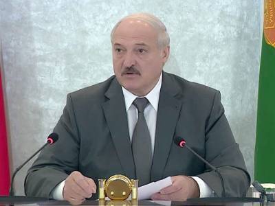Александр Лукашенко - Павел Латушко - Лукашенко заявил, что экс-директор Купаловского театра «ответит по закону» - rosbalt.ru - Белоруссия - Франция - Польша