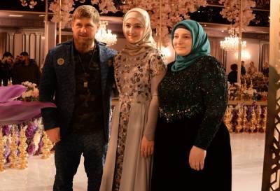 Рамзан Кадыров - Айшат Кадырова - Рамзан Кадыров назначил свою дочь первым заместителем министра культуры Чечни - govoritmoskva.ru - респ. Чечня