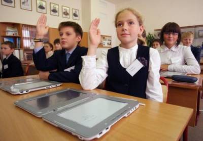 В России набирает популярность семейное школьное обучение - argumenti.ru - Россия