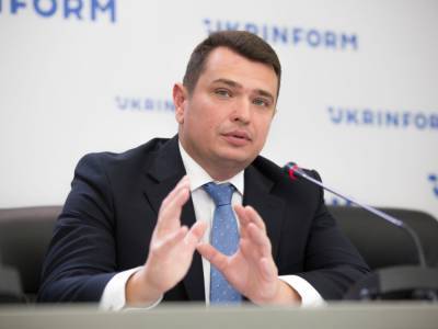Артем Сытник - Ренат Кузьмин - Сытник против КСУ: Будут ли ликвидированы НАБУ и САП - golos.ua - Украина