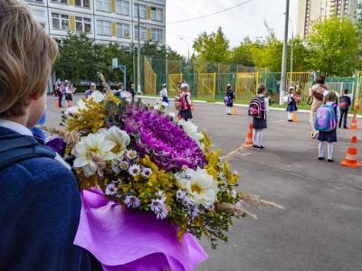 Акция "Дети вместо цветов" за 1 сентября собрала 14 миллионов рублей - sobesednik.ru - США - Украина - Казахстан - Израиль - Узбекистан - Белоруссия - Киргизия