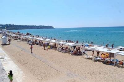 В Севастополе выявили коронавирус среди туристов - crimea.mk.ru - Крым - Севастополь