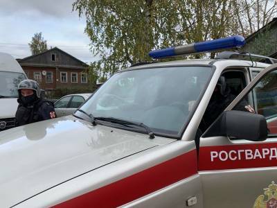 В Сыктывкаре в супермаркете за кражу задержали гурмана - komiinform.ru - Сыктывкар