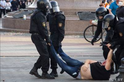 Разгон митинга в Бресте: в Telegram опубликовали данные местных силовиков - sharij.net - Данные