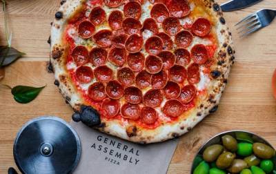 В Канаде появилась первая в мире подписка на пиццу - korrespondent.net - Канада - Торонто