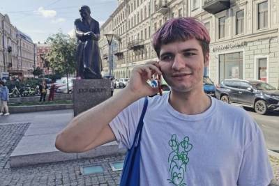 В Петербурге пара сорвалась с крыши во время прогулки - spb.mk.ru - Петербурга