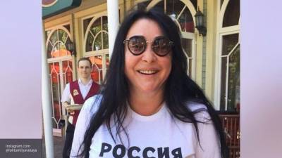 Дмитрий Иванов - Постройневшая Лолита сразила поклонников смелым образом в комбинезоне - newinform.com