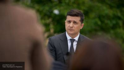 Владимир Зеленский - Петр Порошенко - Юрий Бойко - Юлий Тимошенко - Опрос жителей Украины показал падение рейтинга Зеленского до 22% - nation-news.ru - Украина - Киев