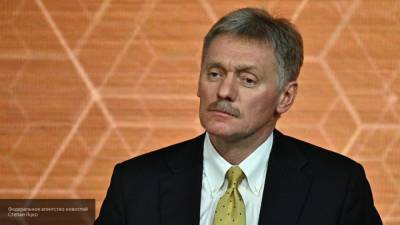 Алексей Навальный - Дмитрий Песков - Владимир Ашурков - Песков прокомментировал ситуацию с Навальным и его одеждой - polit.info - Россия - Берлин