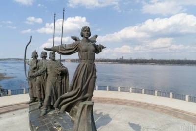 В украинском учебнике обнаружили серьезную историческую ошибку про Киев (ФОТО) - enovosty.com - Киев