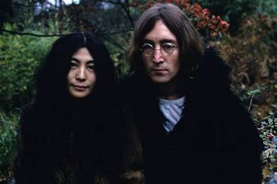 Джон Леннон - Йоко Оно - Убийца Джона Леннона извинился перед его вдовой Йоко Оно спустя 40 лет после совершенного преступления - skuke.net - США - Япония - Нью-Йорк - Новости - Брак
