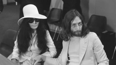 Джон Леннон - Йоко Оно - Убийца Джона Леннона извинился перед его вдовой спустя 40 лет - piter.tv - США - Нью-Йорк