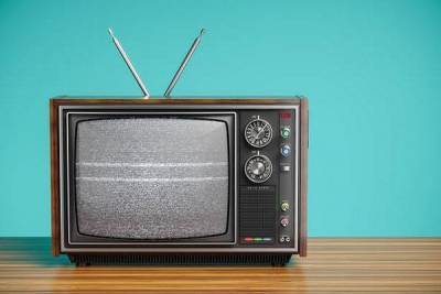Обычный аналоговый телевизор на полтора года оставил без интернета целый поселок - cnews.ru - Англия