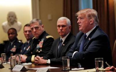 Дональд Трамп - Трамп к выборам выложил «генеральского туза» - argumenti.ru - США