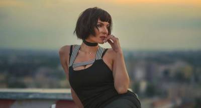 Надежда Мейхер - «Амазонка!» Надя Мейхер завела сеть, позируя в кожаных трусах и сексуальных чулках - goodnews.ua