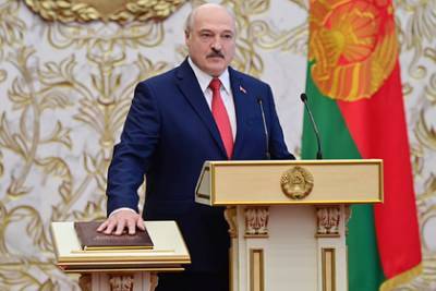 Александр Лукашенко - Лукашенко ответил на упреки в проведении тайной инаугурации - lenta.ru - Белоруссия - Польша
