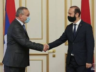 Арарат Мирзоян - Артур Товмасян - Спикеры парламентов Армении и Арцаха обсудили сотрудничество - news.am - Армения