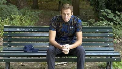 Алексей Навальный - Петр Верзилов - Яка Бизиль: Навальному потребуется месяц на восстановление - smartmoney.one - Россия - Берлин
