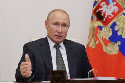 Владимир Путин - Путин призвал губернаторов уделить внимание социальному развитию сёл - aif.ru - Россия