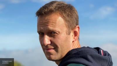 Алексей Навальный - Блогер - Блогер Навальный запутался в датах собственного выхода из комы - polit.info - Россия
