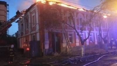 В Харькове горит двухэтажный дом, есть погибший - ru.espreso.tv - Украина - Харьков