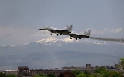 Российские МиГ-29 и армянские Су-30 уничтожили условного противника в горах - eadaily.com - Армения