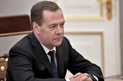 Дмитрий Медведев - Медведев поручит проработать вопрос об упрощении процедуры установки пандусов в домах - pnp.ru - Россия - Тульская обл.