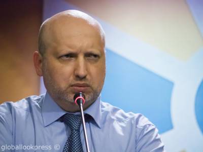 Александр Турчинов - Михаил Погребинский - Погребинский объяснил, кто должен понести ответственность за сдачу Крыма - news-front.info - Украина - Киев - Крым