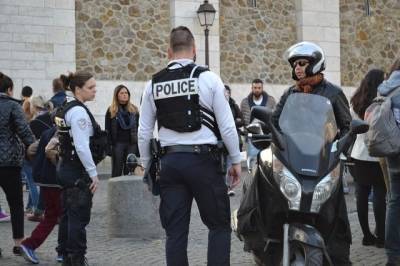 Жеральд Дарманен - Charlie Hebdo - Жан Кастекс - СМИ: подозреваемый в нападении у здания Charlie Hebdo признал вину - aif.ru - Франция - Париж - Пакистан - Нападение