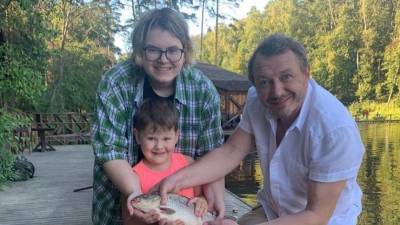 Марат Башаров - «Спим в одной кровати»: Марат Башаров об отношениях с женой после развода - 5-tv.ru - Россия - респ. Татарстан