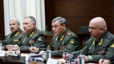 Валерий Герасимов - Герасимов заявил, что РФ обеспокоена действиями летчиков НАТО у ее границ - nation-news.ru - Россия - США