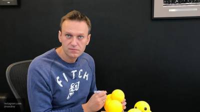 Алексей Навальный - Валерий Соловей - Инцидент с Навальным стал почвой для рекламы фейк-проектов Соловья - polit.info - Россия