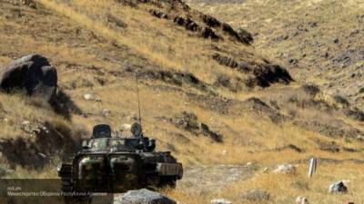 Командование ВС Азербайджана начало наступление в Нагорном Карабахе - inforeactor.ru - Армения - Азербайджан