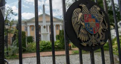 Давид Тоноян - Араик Арутюнян - Посольство Армении в России опровергло сообщения о визите Давида Тонояна в Москву - ru.armeniasputnik.am - Москва - Россия - Армения - Азербайджан - Степанакерт