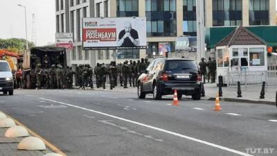 Протесты в Беларуси: силовики перекрывают центральные улицы Минска - ru.slovoidilo.ua - Украина - Белоруссия - Минск
