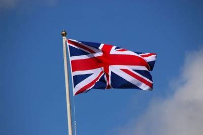Правительство Британии теряет поддержку из-за ситуации с COVID-19 - опрос - aif.ru - Англия