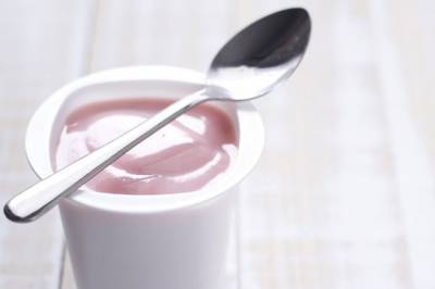 Специалисты Роскачества обнаружили следы антибиотиков в клубничном йогурте - aif.ru - Россия