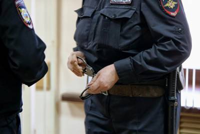 Похитившая 25 миллионов рублей ради мужа российская кассирша получила срок - lenta.ru - Башкирия