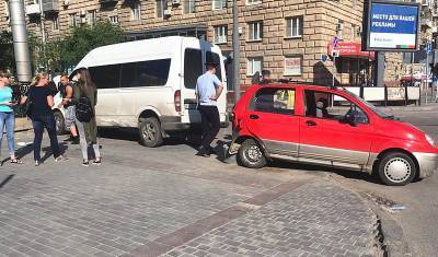 Дмитрий Медведев - Из категорий ДТП убрали падения пассажиров внутри автобуса - newizv.ru - Россия