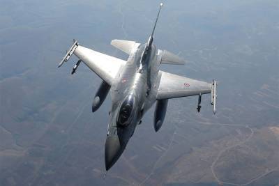 Алтун Фахреттин - Вагиф Даргяхлы - Армения заявила, что турецкий истребитель F-16 сбил армянский Су-25. Турция и Азербайджан это отрицают - rtvi.com - Армения - Турция - Азербайджан - Варденис